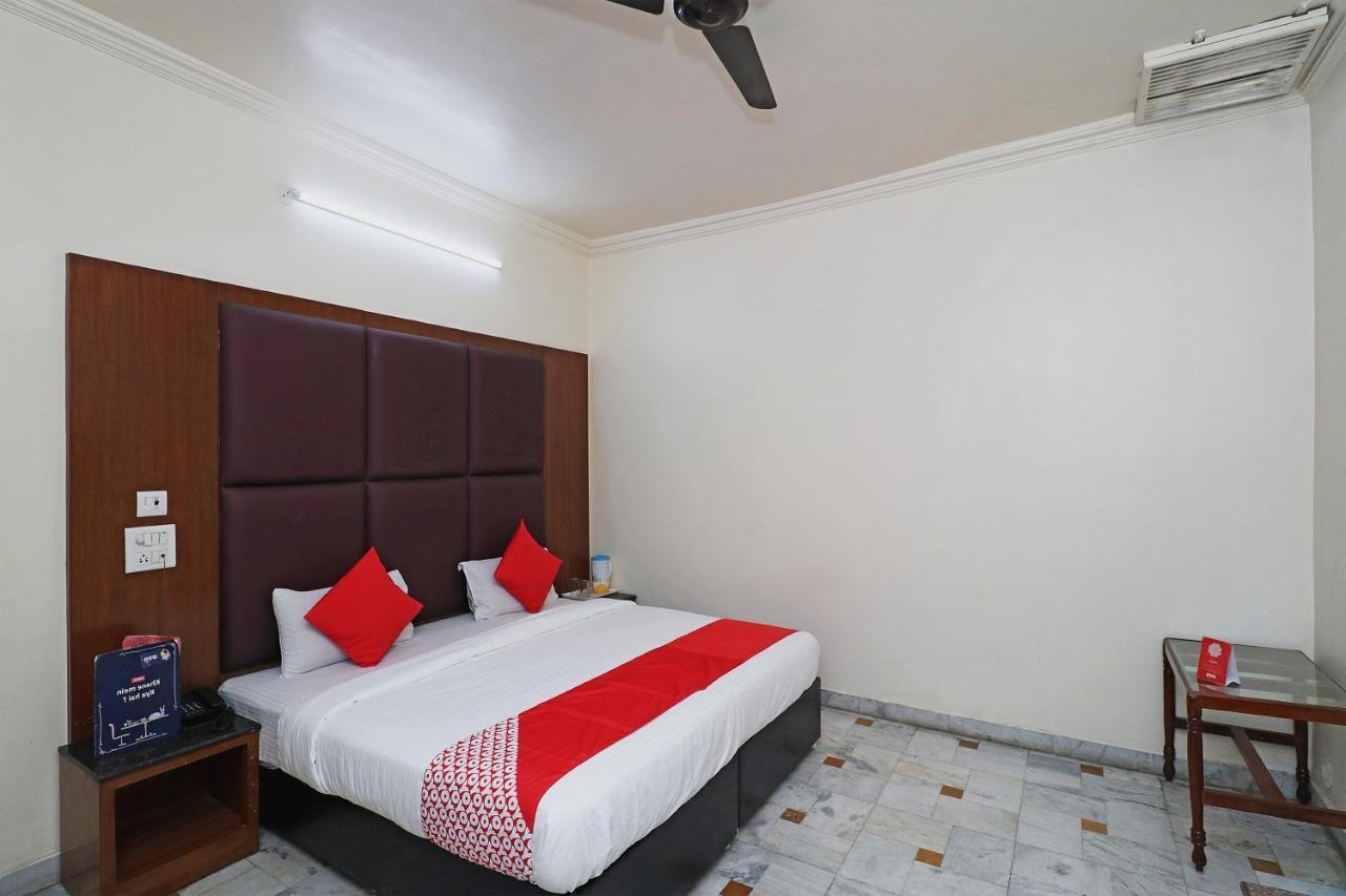 Oyo Hotel Ashoka International Kanpur Exterior foto